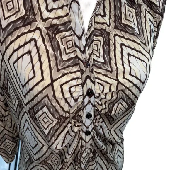 Mlle Gabrielle Petite Large Stretchy Collared Dress - Picture 5 of 6